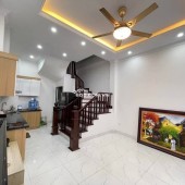 NGỌC LÂM -  5 TẦNG LÔ GÓC -  THÔNG NGUYỄN VĂN CỪ - GIÁ HƠN 7 TỶ