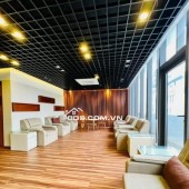 Tòa nhà massage & Karaoke 6 tầng - vip nhất Sơn Trà -30 phòng - Giá 32 tỷ