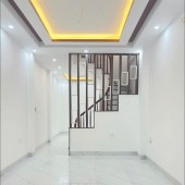 B.Á.N nhà sát Uỷ Ban xã Vân Canh         – Bãi Oto gần - Ngõ thẳng rộng thoáng – 5.xx tỷ. - Diện tích 35m2 – Cách mặt phố 50m - Tiện ích đủ  - SĐCC - Thiện chí.              