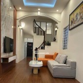 Trung tâm Đội Cấn - Ba Đình / 4 tầng 36/50m2 lô góc- dân xây -8x tỷ