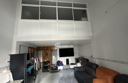 Bán căn nhà đẹp, thiết kế hiện đại, 92,5m², giá 4,5 tỷ ngay trung tâm quận Ninh Kiều