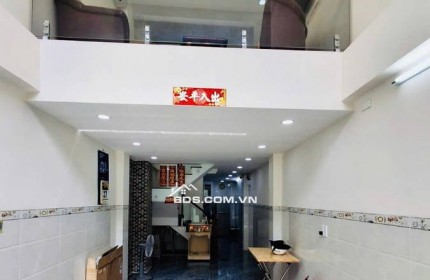 Bán nhà 5 tầng ngay trung tâm quận 5 - 40M² - Hẻm xe hơi