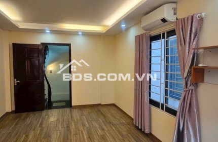 LÔ GÓC PHỐ 8/3 - 20M RA PHỐ ÔTÔ TRÁNH - NGÕ THÔNG 3 GÁC KINH DOANH ĐỈNH - GIÁ 6.7 TỶ