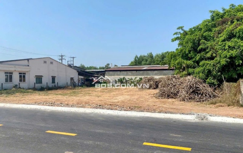 [ĐẤT NHÀ] BÁN 250M2 ĐẤT THỔ CƯ SÁT TRƯỜNG HỌC, CHỢ NGAY KCN ĐÔNG DÂN. GIÁ 190TR