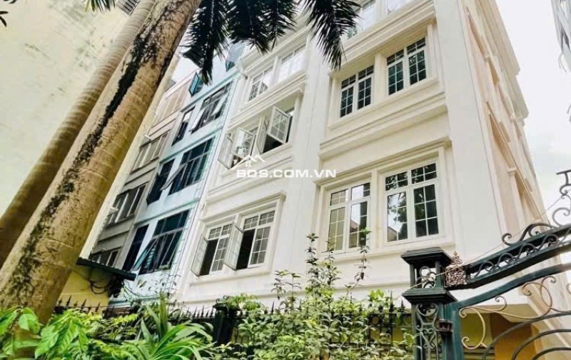 TUYỆT TÁC 6 TẦNG THANG MÁY – VIEW VƯỜN HOA TRẦN QUANG DIỆU