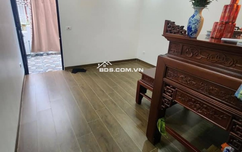 Nhà Đẹp Ô Tô Vào Nhà Yên Lạc, Hai Bà Trưng 57m, 5 tầng, mt 4m, giá 18.8 tỷ.