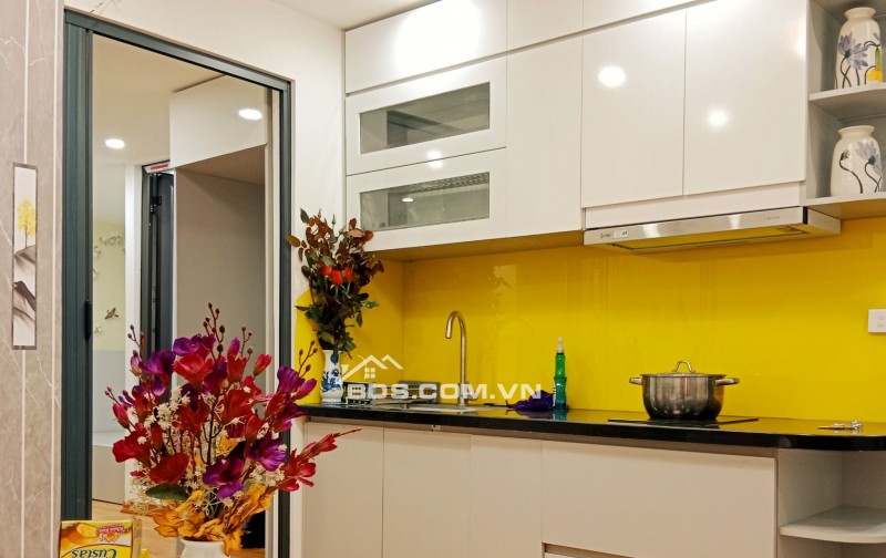 Nhà Đẹp Ở Luôn Quỳnh Mai, Hai Bà Trưng 60m, giá 3.05 tỷ