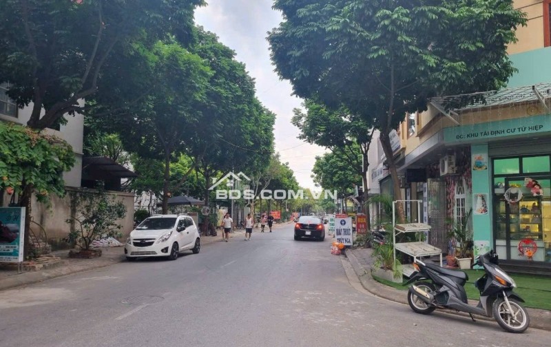 THANH TRÌ - NHÀ 5 TẦNG HIỆN ĐẠI, FULL NỘI THẤT, Ô TÔ ĐỖ CỬA