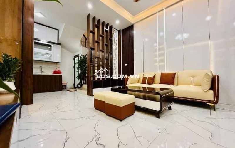 Nhà Đẹp Ngõ Thông Rộng Giáp Nhị, Hoàng Mai 35m, 5 tầng, mt 4m, giá 7.95 tỷ.