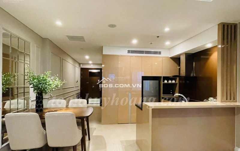 Chủ cần tiền BÁN GẤP căn view biển 2PN Altara Suite, DT 75m2, full nội thất Vip, sẳn sổ, công chứng ngay