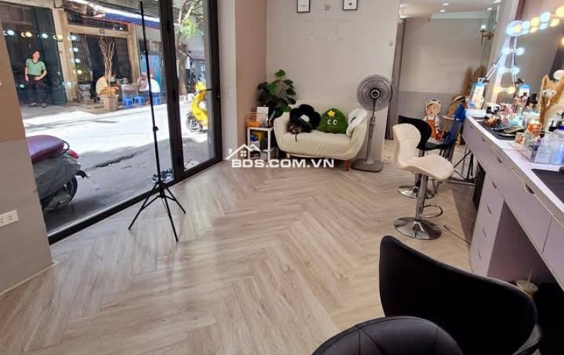 Bán Nhà Kinh Doanh Đỉnh Thọ Lão, Hai Bà Trưng 30m, mặt tiền 8m, giá 4.5 tỷ