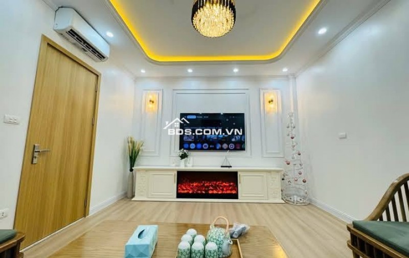 Nhà Đẹp Ở Luôn Minh Khai, Hoàng Mai 45m, 4 tầng, mt 4m, giá 7.9 tỷ.