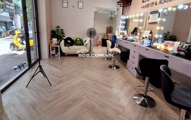 Bán Nhà Kinh Doanh Đỉnh Thọ Lão, Hai Bà Trưng 30m, mặt tiền 8m, giá 4.5 tỷ