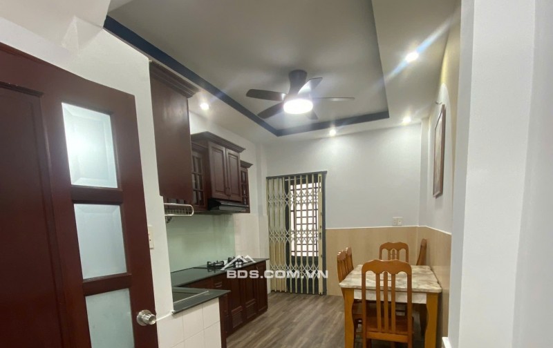 NHÀ TRUNG TÂM 3/2 Q10 – GẦN VÒNG XOAY DÂN CHỦ – GIÁ CHỈ 3 TỶ 89