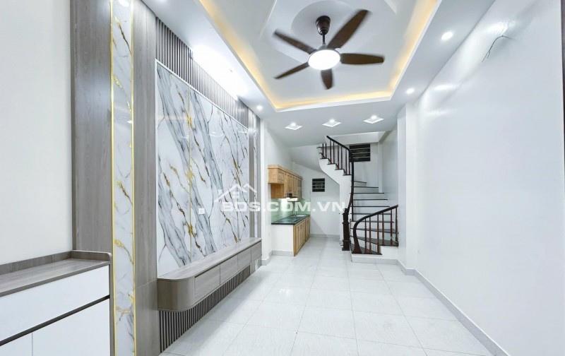 THANH TRÌ - NHÀ 5 TẦNG HIỆN ĐẠI, FULL NỘI THẤT, Ô TÔ ĐỖ CỬA