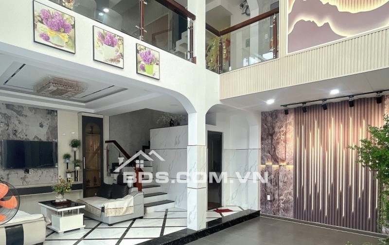 BÁN BIỆT THỰ MINI NGANG 8M – 60M2 - FULL NỘI THẤT – CHỈ 7.9 TỶ!
Vị trí cực đẹp – Phạm Văn Chiêu, Gò Vấp