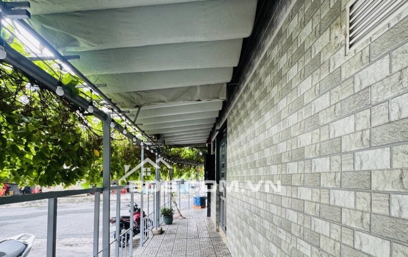 NHÀ CHÍNH CHỦ GỬI BÁN – NHÀ 3 MẶT TIỀN - HUỲNH THỊ HAI - TRUNG TÂM Q.12 – DÒNG TIỀN ỔN ĐỊNH 30triệu/tháng - GIÁ CHÀO CHỈ 11.2 tỷ TL