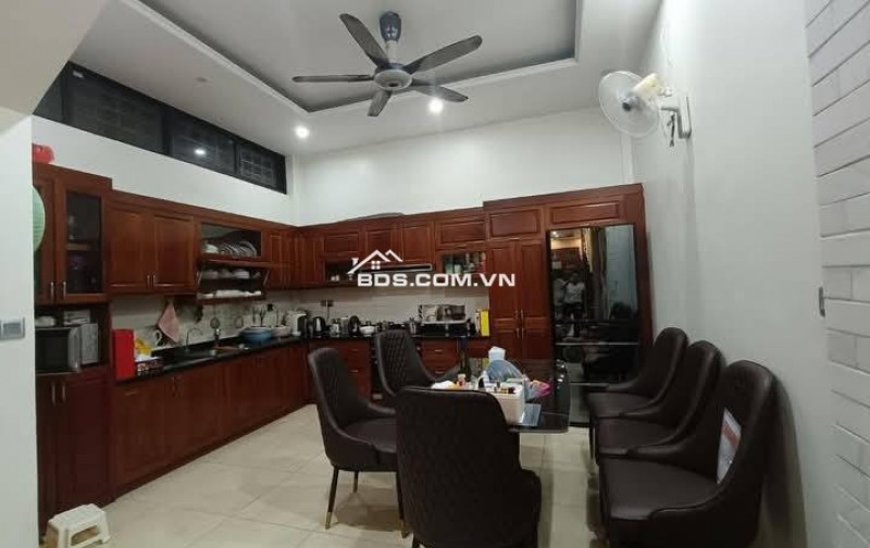 Nhà Đẹp Phân Lô Lê Trọng Tấn, Thanh Xuân 88m, 4 tầng, mt 4.6m, giá 28 tỷ.