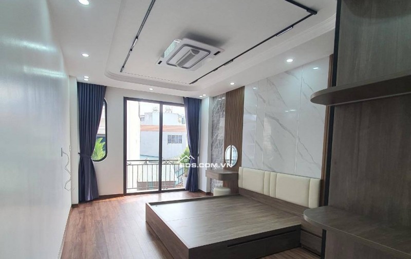 Bồ Đề, Long Biên, 50m2 x 4 tầng, Ô tô, Nhà mới, Gần hồ, 12 tỷ