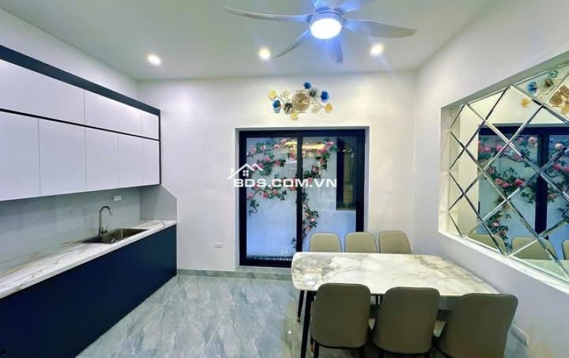 Nhà Đẹp Ngõ Ô Tô Nguyễn Trãi , Thanh Xuân 45/59m, 5 tầng, mt 4.8m, giá 12.6 tỷ
