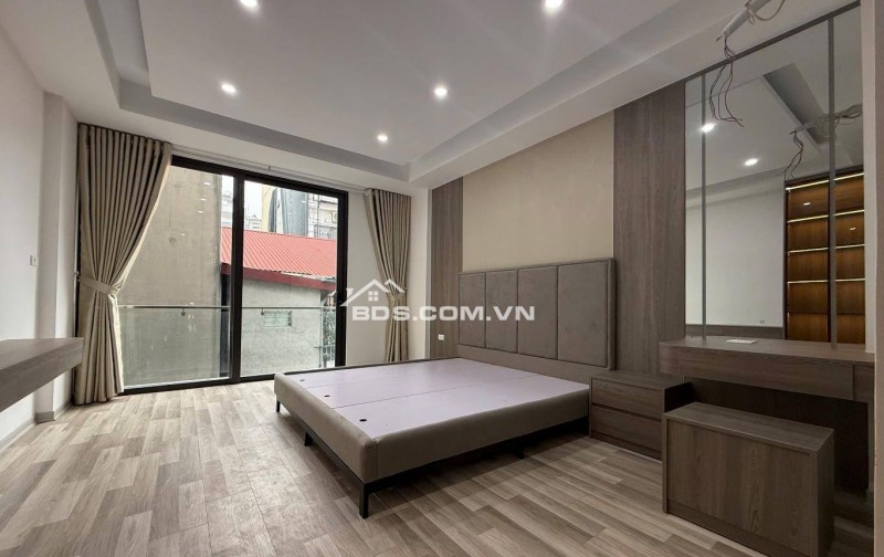 Bán nhà 45m2 x 4 tầng, Thang máy, Ngọc Thụy, Long Biên, Gần hồ điều hòa, Ô tô, 8 tỷ 5