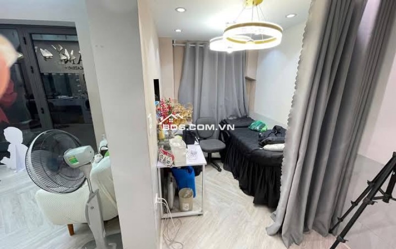 Bán Nhà Kinh Doanh Đỉnh Thọ Lão, Hai Bà Trưng 30m, mặt tiền 8m, giá 4.5 tỷ