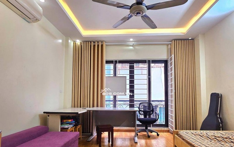 Nhà đẹp Ngọc Lâm, 59m2 x 4 tầng, View thoáng, Gần hồ điều hòa, 9 tỷ
