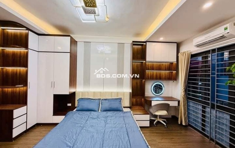 Nhà Đẹp Ngõ Thông Rộng Giáp Nhị, Hoàng Mai 35m, 5 tầng, mt 4m, giá 7.95 tỷ.