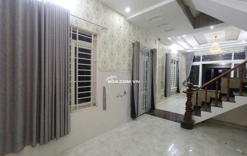 Bán Nhà 3 tầng, 4.6x19m mặt tiền đường TL31 Quận 12, ở & kinh doanh, VP Cty quá ngon