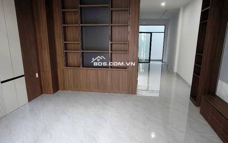 BÁN NHÀ MỚI XÂY 3 TẦNG GẦN BIỂN VĨNH PHƯỚC NHA TRANG