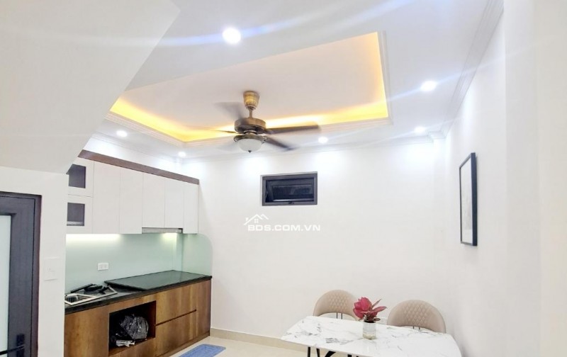 BÁN NHÀ PHỐ KIM GIANG, KDT ĐẠI KIM, GẦN Ô TÔ TRÁNH, 33M2, 6.8 TỶ