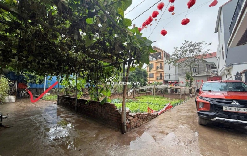 Siêu nóng: Đất Vân Côn - Hoài Đức, ô tô đỗ cửa