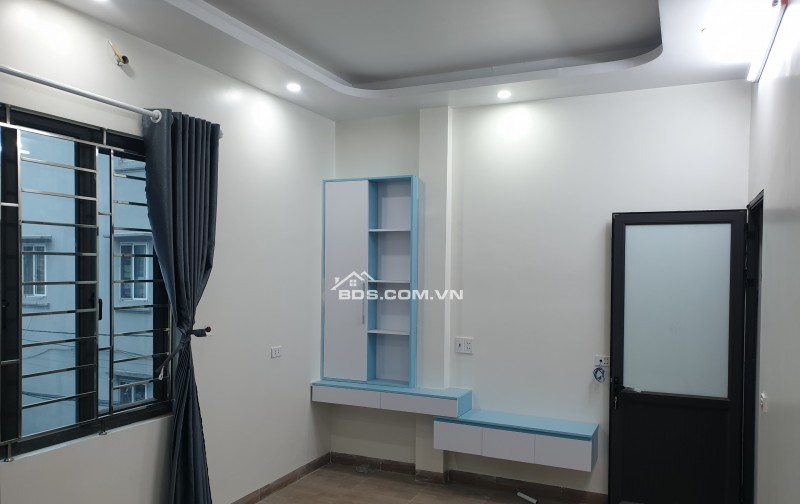 BÁN NHÀ ĐẸP 2.6 TỶ 3 TẦNG 65M2 NGÕ RỘNG NGẮN PHẠM NGỌC THẠCH
