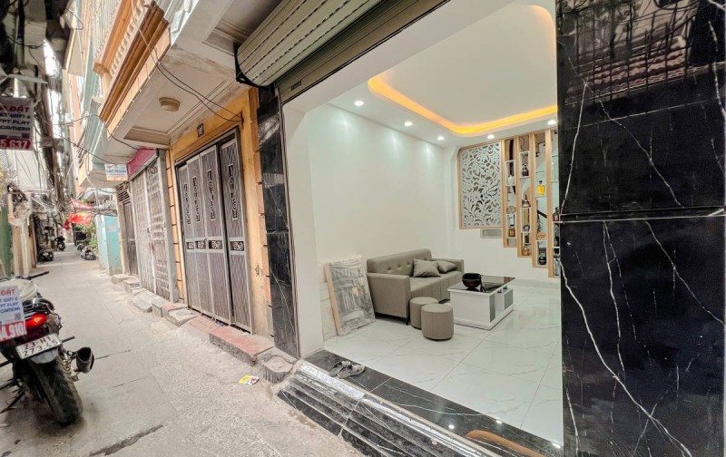 SIÊU PHẨM PHỐ MINH KHAI 32m2* 4TẦNG NHÀ ĐẸP-2 THOÁNG TRƯỚC SAU-NGÕ THÔNG KINH DOANH