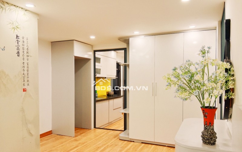 Nhà Đẹp Ở Luôn Quỳnh Mai, Hai Bà Trưng 60m, giá 3.05 tỷ