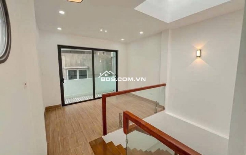 Nhà Đẹp Trương Định, Hoàng Mai 60m, 4 tầng, mt 4m, giá 9.3 tỷ.