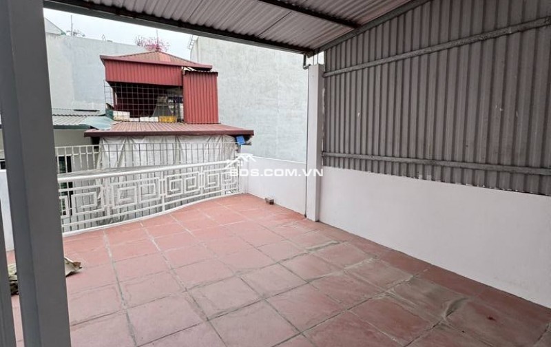 Bán nhà đẹp 48m2 Ngô Gia Tự, Long Biên, Dân xây, Full đồ, 5 tỷ 5