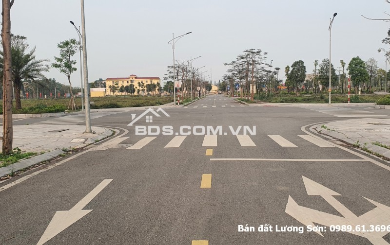 Bán lô đất đấu giá Lương Sơn gần khu phố chợ Lương Sơn