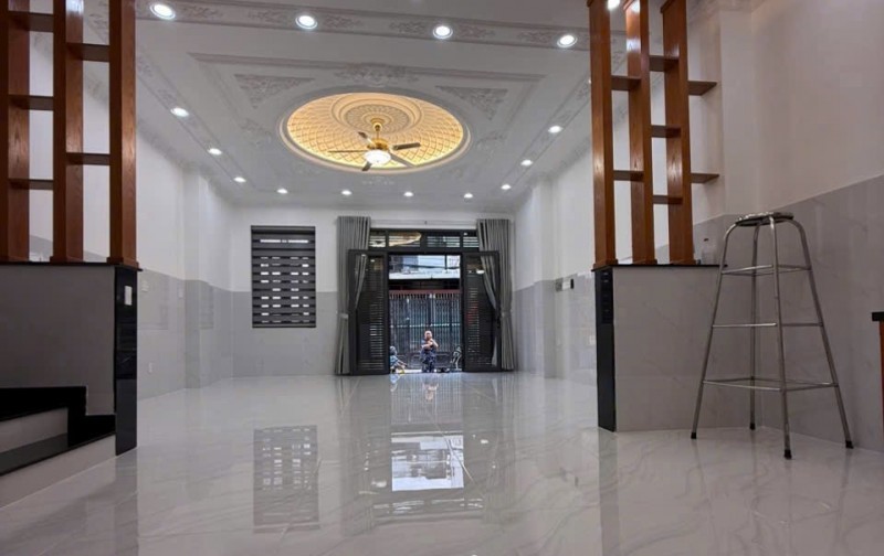 BÁN NHÀ ĐƯỜNG BÌNH TRỊ ĐỒNG  NGANH KHỦNG 6M - NHÀ MỚI, HẺM ÔTÔ THÔNG CÁCH VÀI CĂN RA MT ĐƯỜNG.