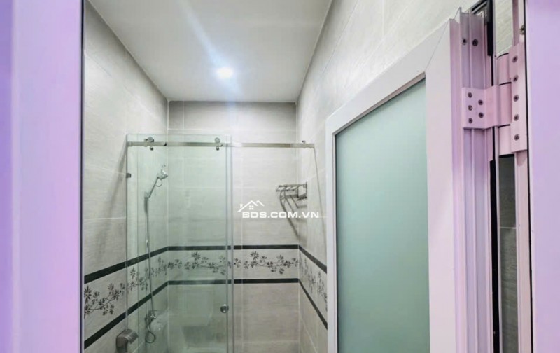 BÁN NHÀ GÓC 2 MẶT TIỀN, QUẬN 11 – GẦN CÔNG VIÊN ĐẦM SEN - SIÊU THỊ