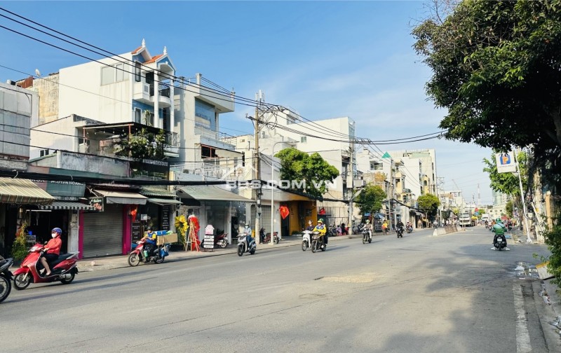 SIÊU HIẾM MẶT TIỀN HUỲNH TẤN PHÁT - NGANG KHỦNG 5,34M - VỈA HÈ RỘNG - GẦN CẦU TÂN THUẬN - 5 PHÚT ĐẾN Q1