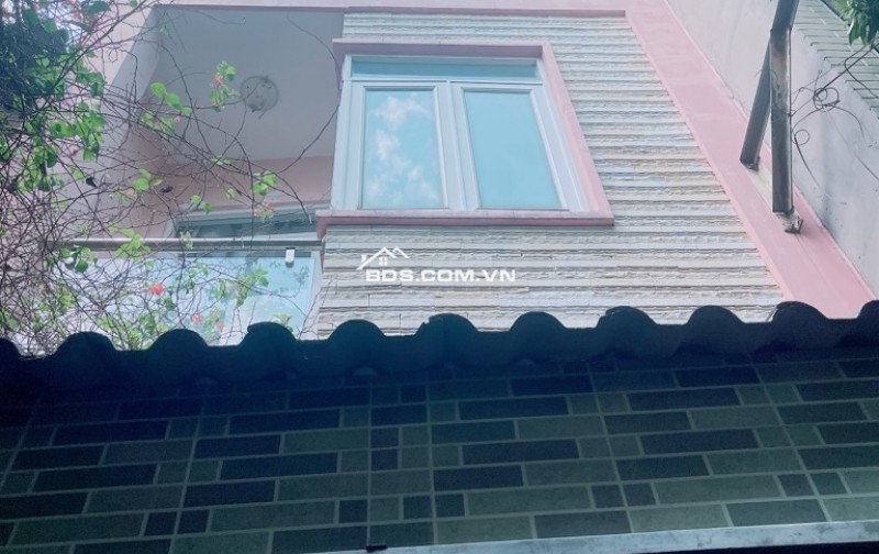 TRUNG TÂM PHÚ NHUẬN - NHÀ 4 TẦNG BTCT - CHỈ NHỈNH 3TỶ