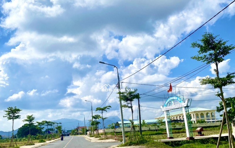 MẶT TIỀN Đường QH 10m5 Thị Trấn NAM PHƯỚC- Gần Chợ- 150m2 ngang 5,6m- GIÁ 8xx TRIỆU