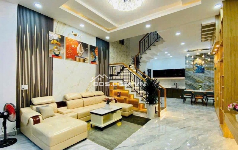 7.3 Tỷ Bán Nhà Kim Giang, Mới koong, Ô tô đỗ cổng– HƯỞNG TRỌN TIỆN ÍCH KĐT Linh Đàm 48m  MT:5m