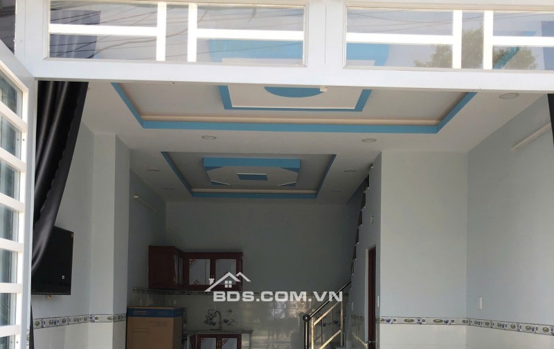 Bán nhà mặt phố liền kề chỉ 650 Triệu ngay Trung tâm Thị trấn Đức Hòa