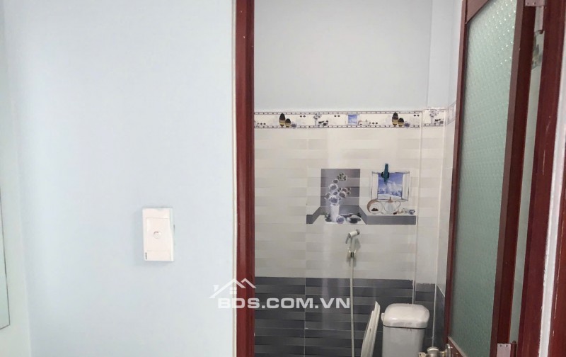 Bán nhà mặt phố liền kề - nhà mới xây chỉ 650 Triệu