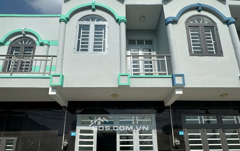 Bán nhà mặt phố liền kề - nhà mới xây chỉ 650 Triệu