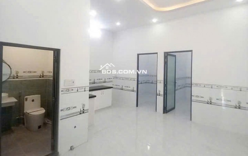 Bán nhanh nhà cấp 4 đường số 26 - Tân Thông Hội - Củ Chi, 100m2, Sổ hồng riêng , giá chỉ 580 Triệu.