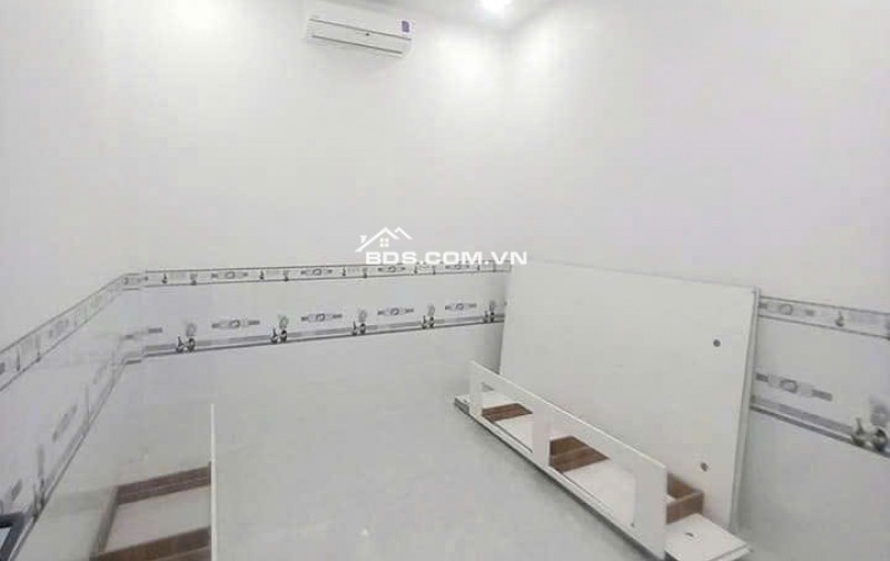 Bán nhanh nhà cấp 4 đường số 26 - Tân Thông Hội - Củ Chi, 100m2, Sổ hồng riêng , giá chỉ 580 Triệu.