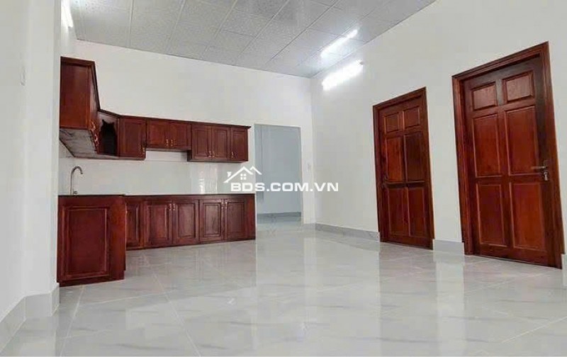 Chính Chủ Gửi Bán Gấp Căn Nhà ngay Bệnh Viện Xuyên Á – Gò Dầu. Giá 650 Triệu